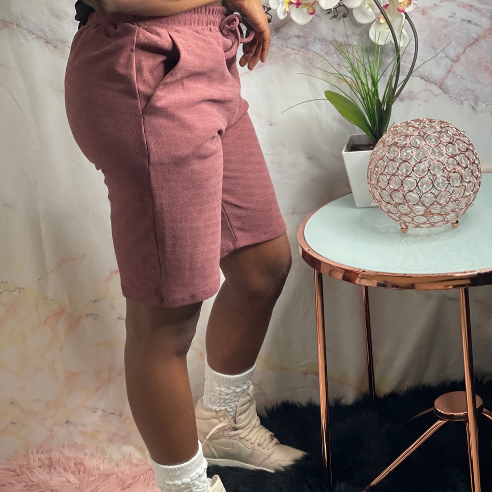 Shorts - Picture 3 of 3